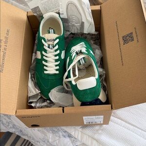 SeaVees Green Athletic Shoes